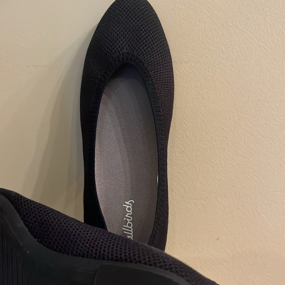 Allbirds black